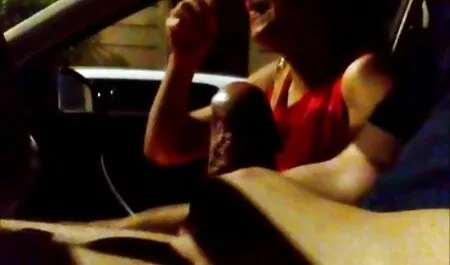 Annalis porno gay amatoriale italiano lega le gambe agli angoli del letto... (2013)