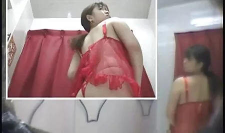 Gola profonda porno giovani gay italiani senza sosta con una ragazza di classe