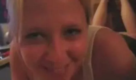 Bella schiava gay porno amatoriale italiano e super tortura